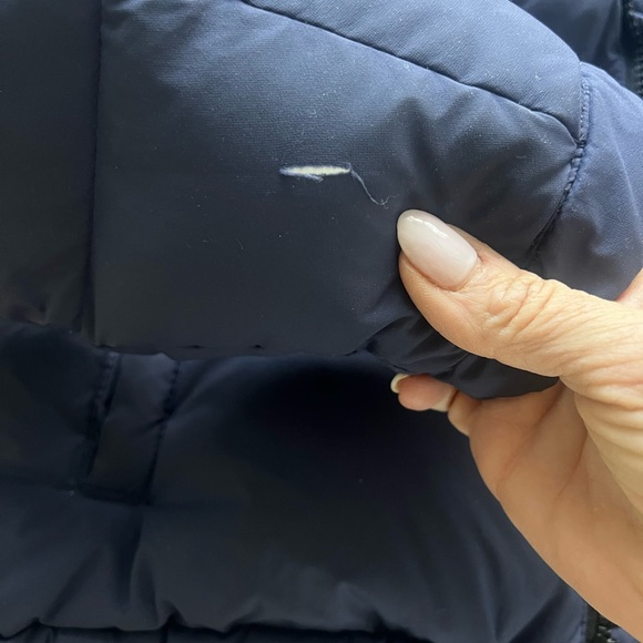 Aritzia super puff - Picture 2 of 3